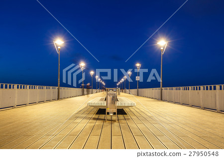 Concrete pier in Kolobrzeg, long exposure shot Concrete pier in Kolobrzeg, long exposure shot 27950548