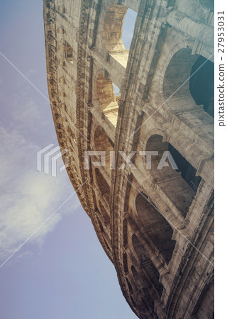 Colosseum in warm tones Colosseum in warm tones 27953031