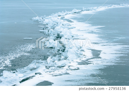 Winter scene with frozen icepack ice and float 27958136