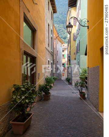 riva del garda 27960465