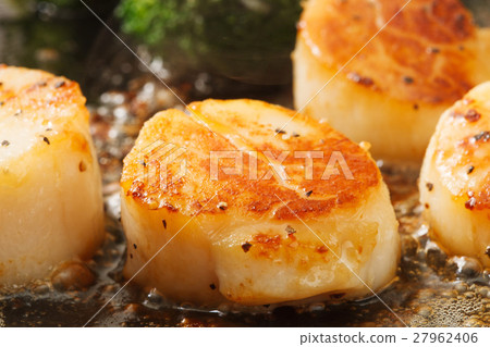 烤扇貝配豬肉黃油 27962406