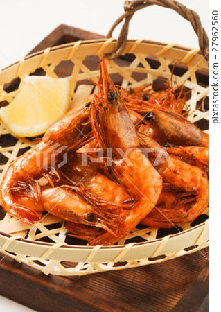Deep-fried sweet shrimp 27962560