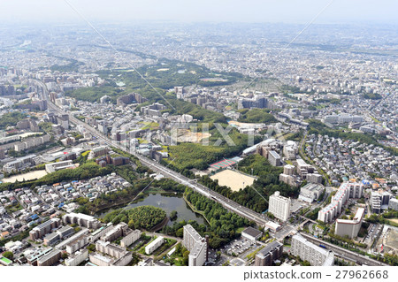 豐中市,大阪府的航拍照片 豐中市,大阪府的航拍照片 27962668