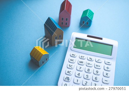 House and Calculator [Photo Craft Series] 27970051