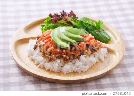 Cafe rice (taco rice) 27981043