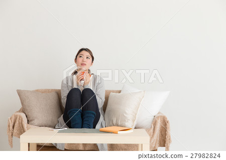 一個輕鬆的女人 27982824