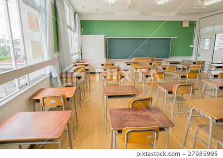 Classroom 27985995