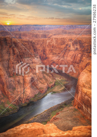 Famous Horseshoe Bend 27986238