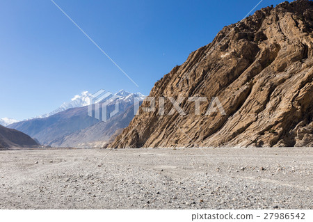 Kali Gandaki river valley 27986542