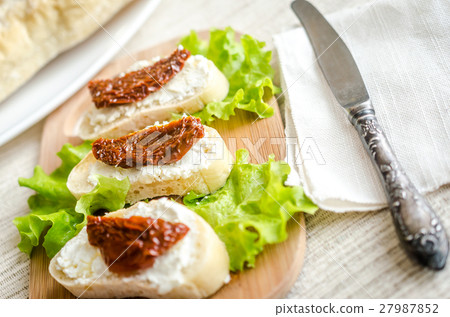 Ciabatta sandwiches with cottage cheese  27987852
