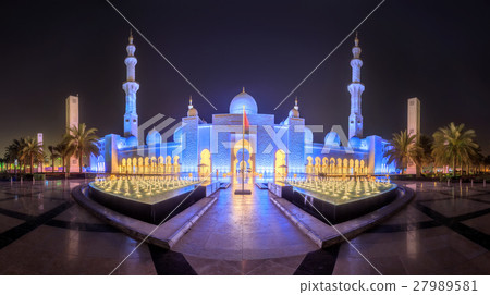 Sheikh Zayed Grand Mosque 27989581