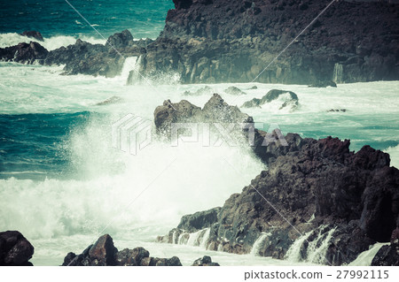 Powerful waves of Atlantic ocean near Tenerife 27992115