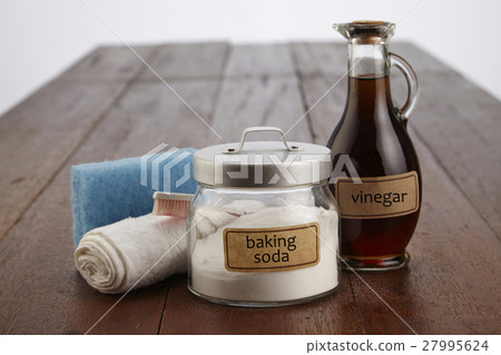 baking soda baking soda 27995624