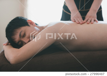 男性保養 男生做臉 男性做臉 27996487
