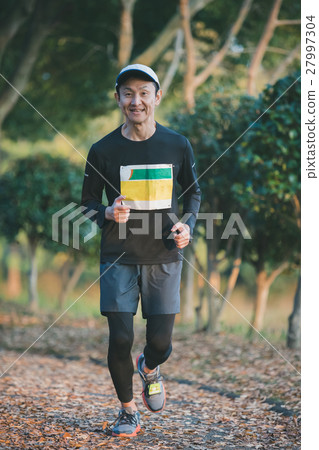 馬拉松賽跑 中老年人 男人 27997304