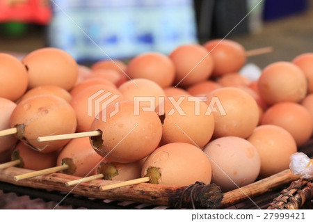 grilled egg 27999421