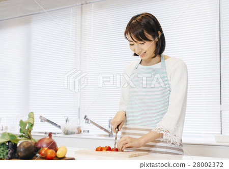 做飯的女人 28002372