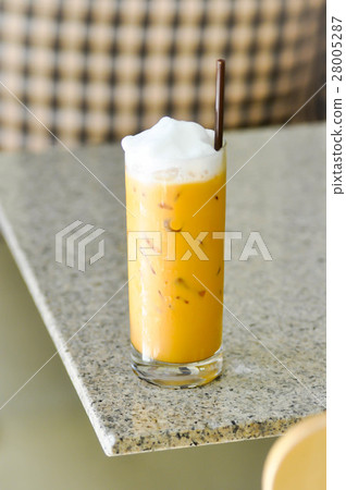 ice tea or Thai milk tea ice tea or Thai milk tea 28005287