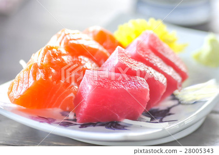 salmon sashimi, tuna sashimi,sashimi salmon sashimi, tuna sashimi,sashimi 28005343