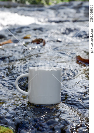 Refreshments and coffee on the waterfalls. Refreshments and coffee on the waterfalls. 28006993