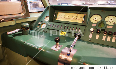 0 Series Shinkansen driver's seat 0 Series Shinkansen driver's seat 28011248
