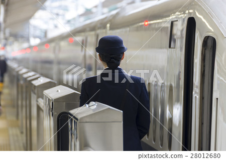 Tokyo station Shinkansen departure scenery Tokyo station Shinkansen departure scenery 28012680