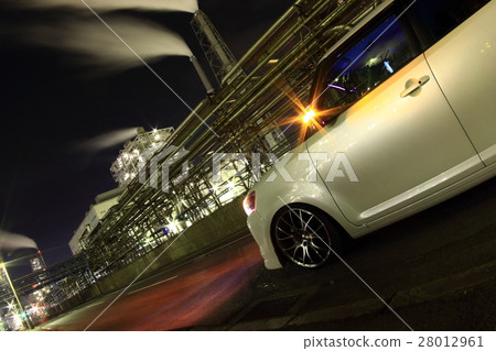 Factory night view 28012961