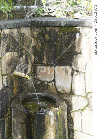 Shimabara-shi samurai residence (gun town) rich spring water tasty mineral water natural water Shimabara-shi samurai residence (gun town) rich spring water tasty mineral water natural water 28012973