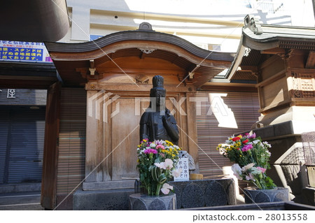 January Sugamo 11 Tsuku Nuki Jizo Takami · Takayasuji · Washing Kannon January Sugamo 11 Tsuku Nuki Jizo Takami · Takayasuji · Washing Kannon 28013558