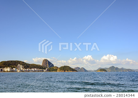 Copacabana beach 28014344