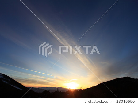 Sunset from Yatsugatake Takami Stone 28016690