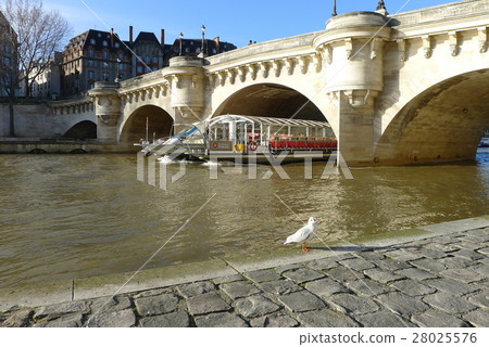 France France 28025576