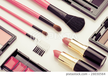 Cosmetics makeup tool 28030564