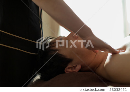 男性保養 男生做臉 男性做臉 28032451