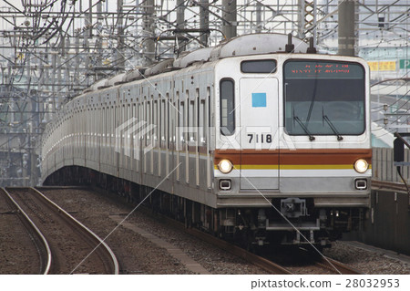 [Y] Subway Yurakucho Line 7000 series 28032953