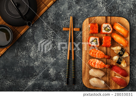 Sushi Set 28033031