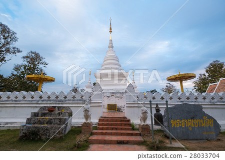 White pagoda in Wat Phra That Khao Noi temple 28033704