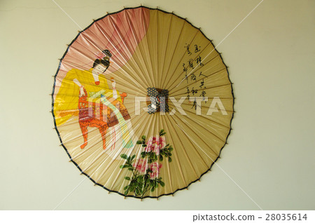 一篇論文 28035614