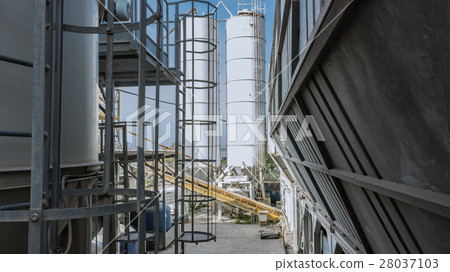 Silos of storage of cement Silos of storage of cement 28037103