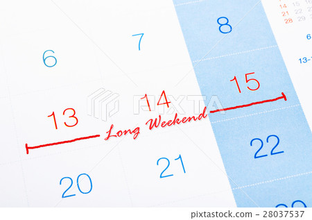 Long Weekend on calendar page. Long Weekend on calendar page. 28037537