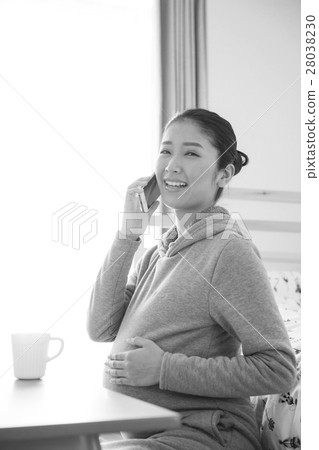 Maternity life 28038230