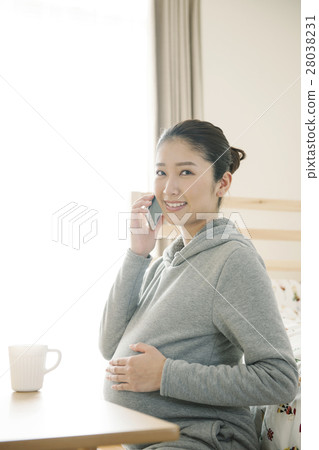 Maternity life 28038231