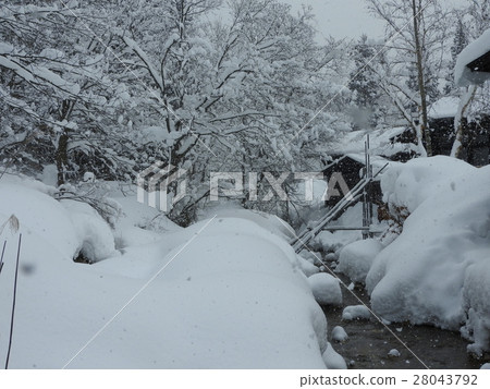 In Cherry hot springs which is the most popular of Dantotsu in hot-spring resort, it is known as an inn that it is hard for Japan to make the reservation. 28043792