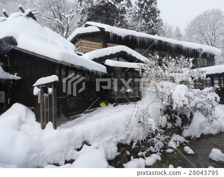 In Cherry hot springs which is the most popular of Dantotsu in hot-spring resort, it is known as an inn that it is hard for Japan to make the reservation. In Cherry hot springs which is the most popular of Dantotsu in hot-spring resort, it is known as an inn that it is hard for Japan to make the reservation. 28043795
