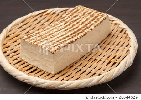 Grilled tofu 28044629