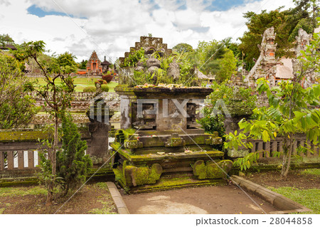 Taman Ayun Temple, Bali, Indonesia. 28044858