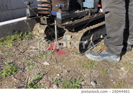 Ground survey Ground survey 28044981
