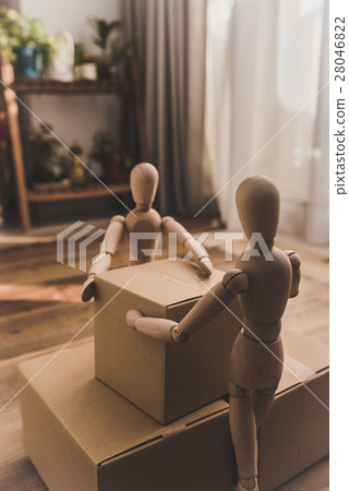 Cardboard Cardboard 28046822