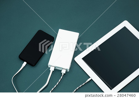 Power bank and mobile phone Power bank and mobile phone 28047460