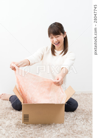 Young lady lifestyle Young lady lifestyle 28047745